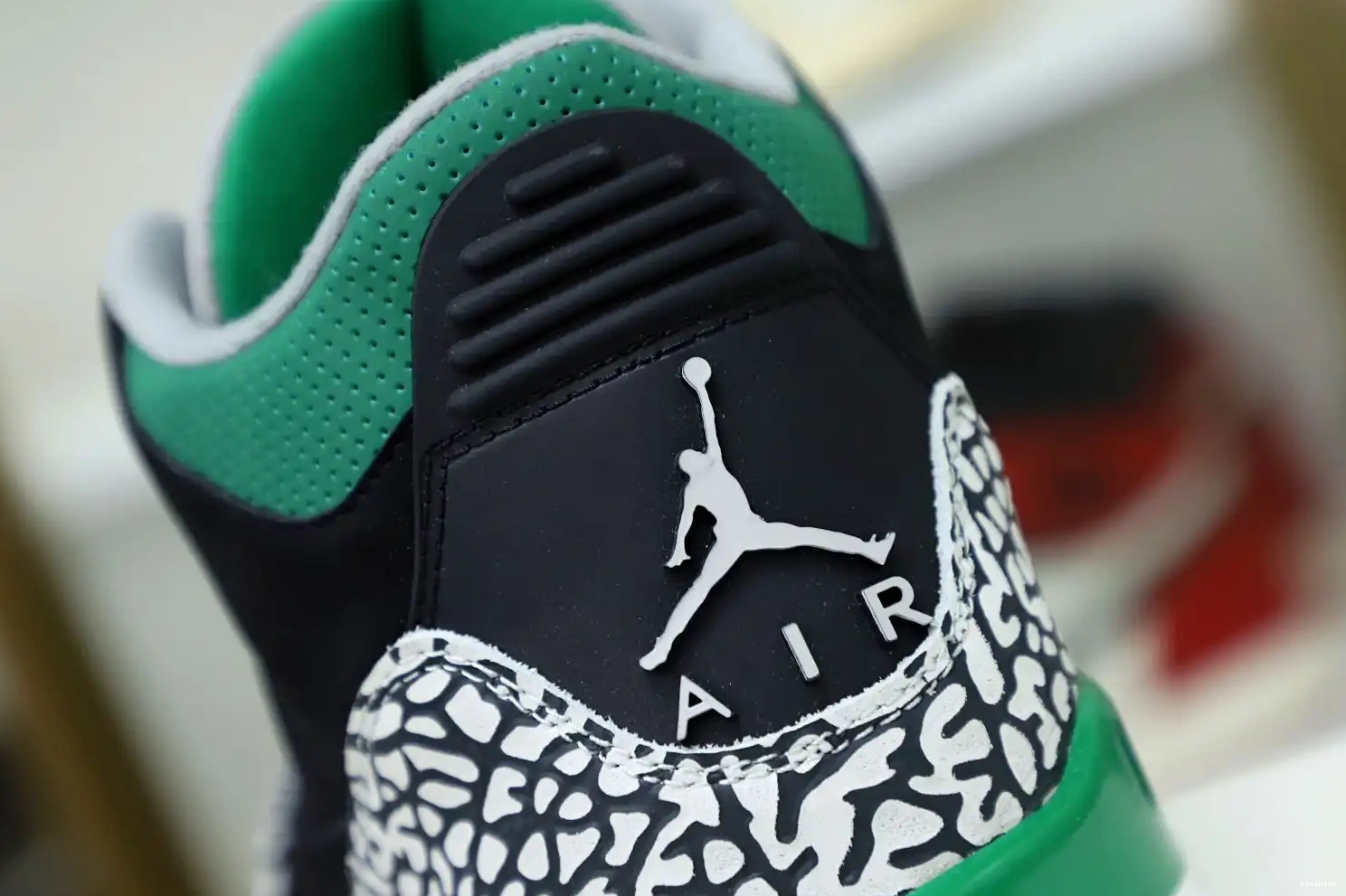 PINE GREEN JORDAN Kimikick 3 AIR 0426